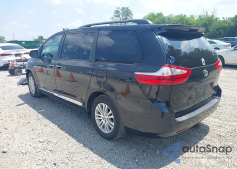 2016 Toyota Sienna Xle 8 Passenger z USA, uszkodzony, nr VIN 5TDYK3DCXGS748104